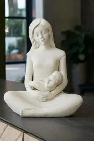 Vendita Finale Bongelli preziosi scultura da tavolo maternita seduta bimbo h18 bianca