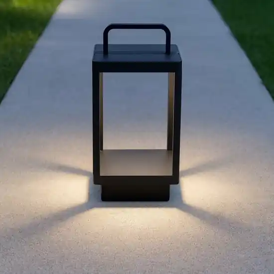 Lampione lanterna portatile da giardino luce solare Offerta