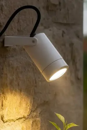 Ultimissimo Modello Isyluce faretto da esterno bianco orientabile anti corrosione