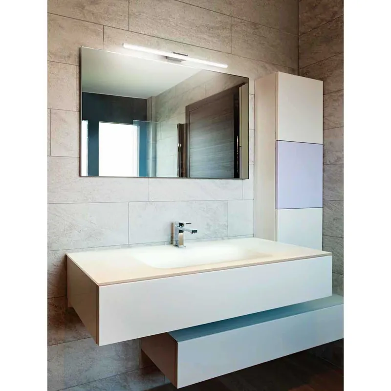 Reso Gratuito Applique per bagno piccola a LED in metallo cromo lucido e diffusore in acrilico - 10W - Lumen 1100 - 4000k Luce Naturale - IP20
