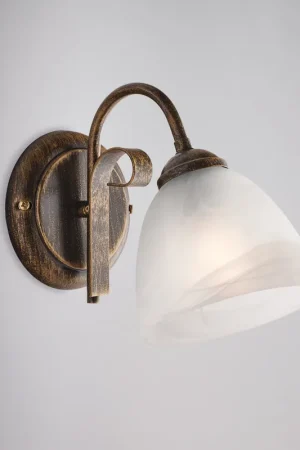 Applique da parete dal design classico in metallo laccato con diffusore in vetro - 42W - IP20 Bestseller