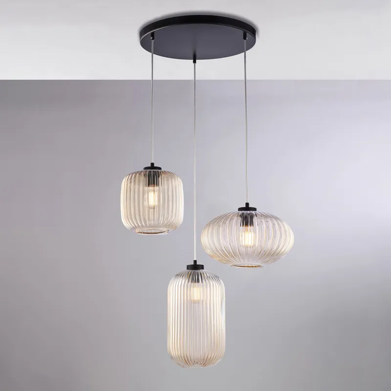 Promozione Lampada a sospensione rotonda moderna in metallo con tre diffusori in vetro - 55W - IP20