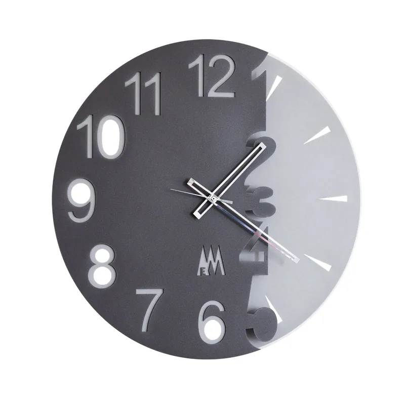 Orologio da parete di design in metallo con numeri ritagliati Offerta