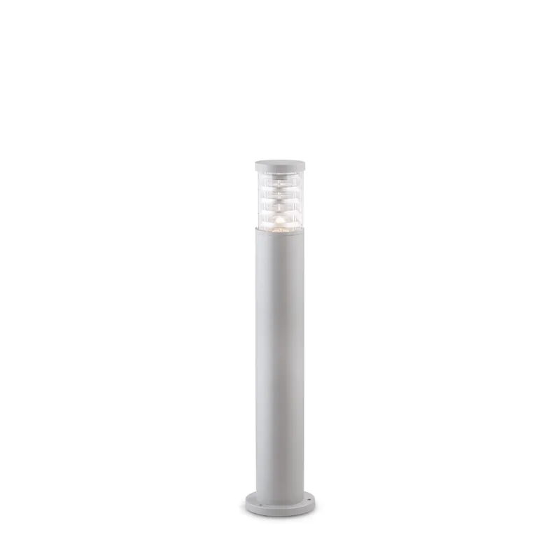 Lampione da giardino con struttura alta in alluminio e diffusore in vetro - 42W - IP65 Quantità Limitata