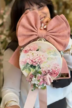 Offerta Speciale Madame Fiocco Fiocco Fuoriporta con Tamburello Fiaba di Primavera H30